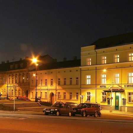 Corner Hotel U Divadla*** - Зноймо Екстер'єр фото
